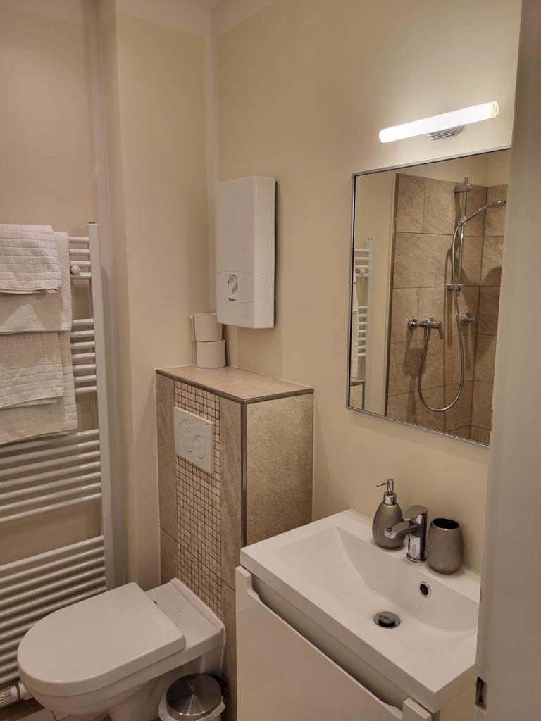 Design Apartment nähe Düsseldorf Krefeld Buitenkant foto